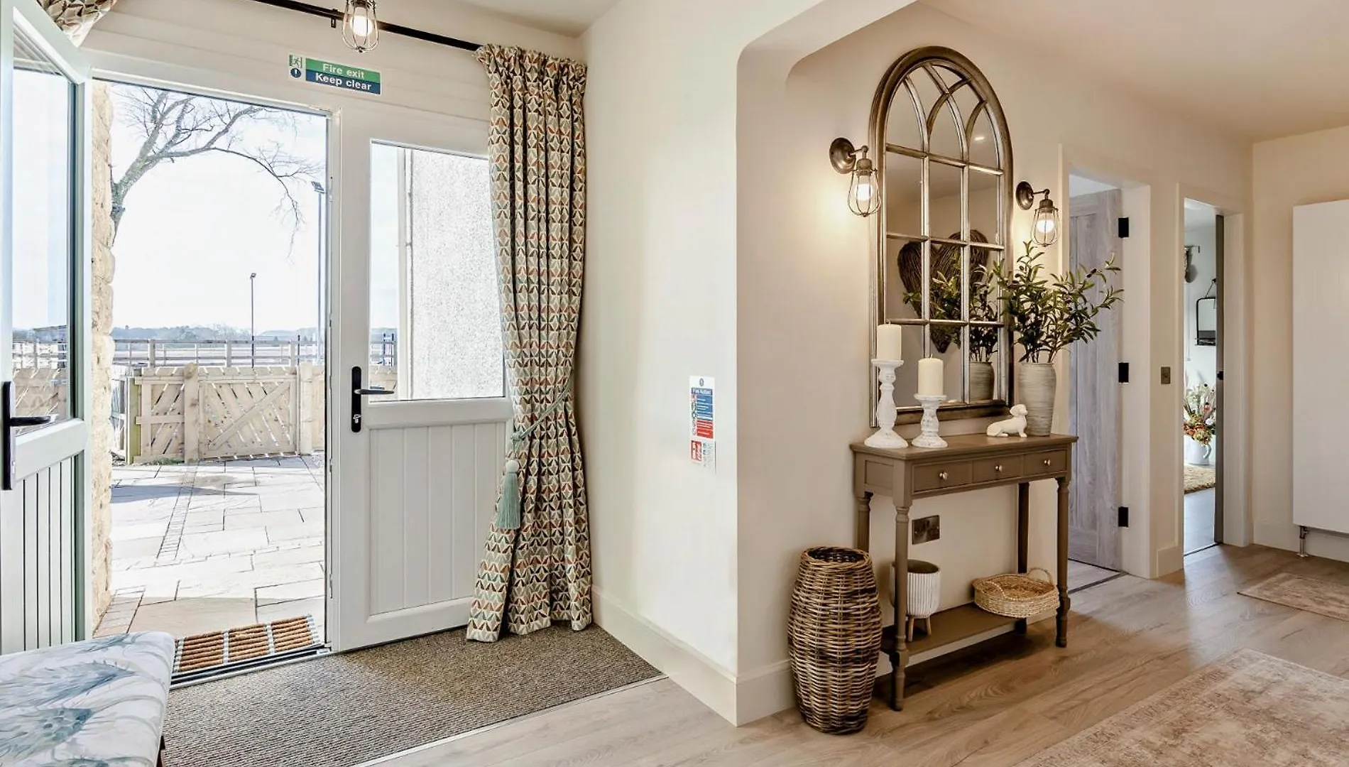 6 Bed In South Queensferry 94359 Broxburn 0*,  United Kingdom