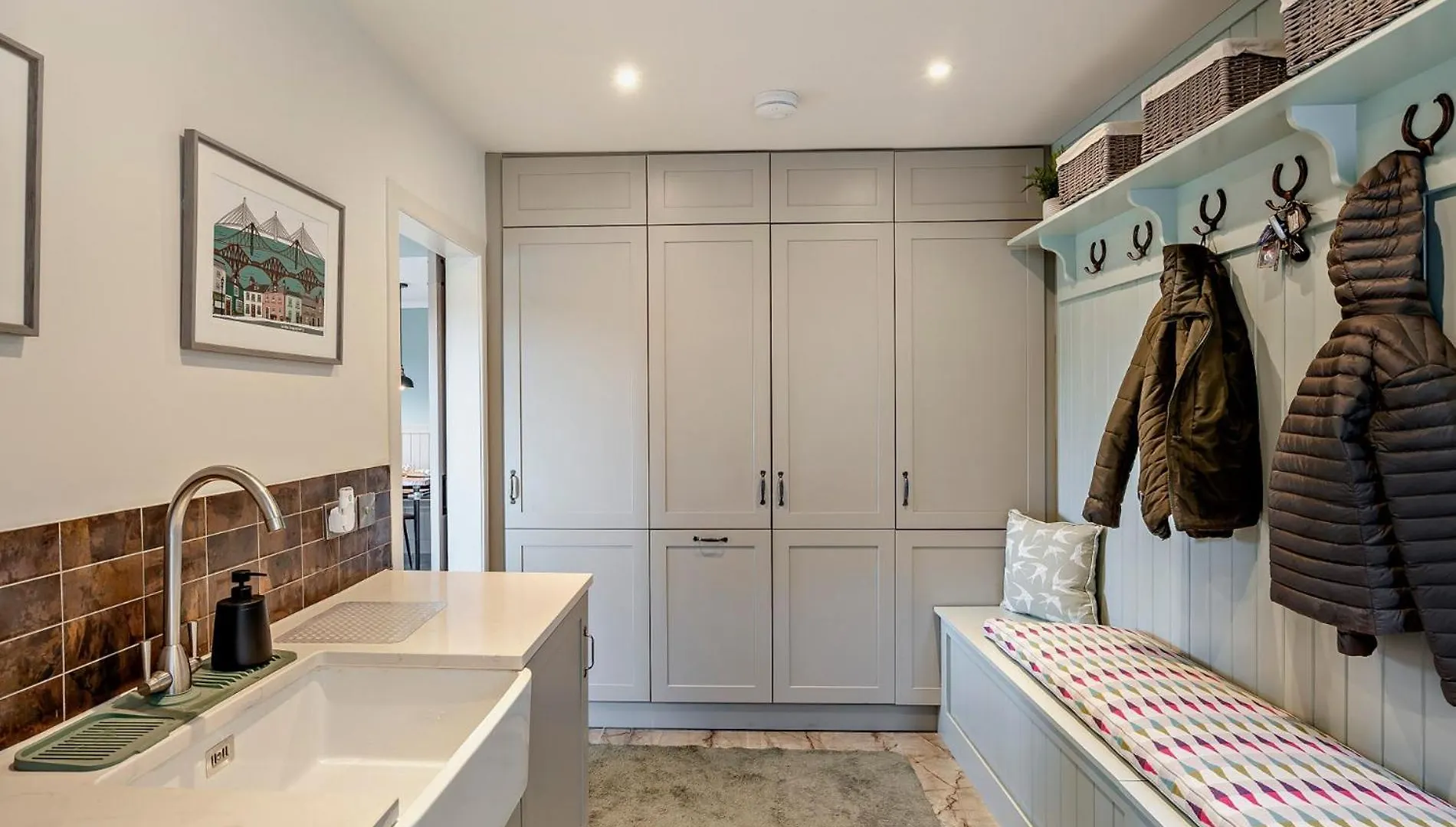 6 Bed In South Queensferry 94359 Broxburn Holiday home
