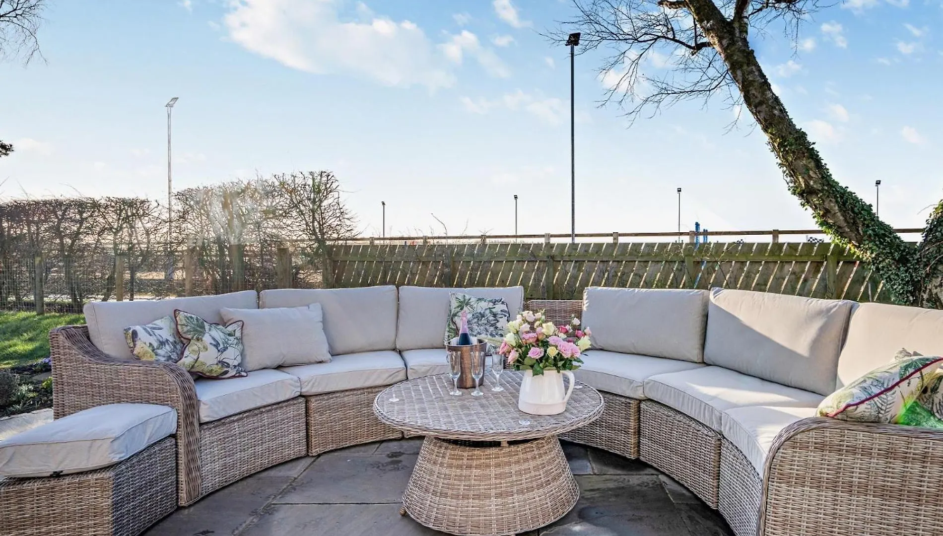 6 Bed In South Queensferry 94359 Broxburn
