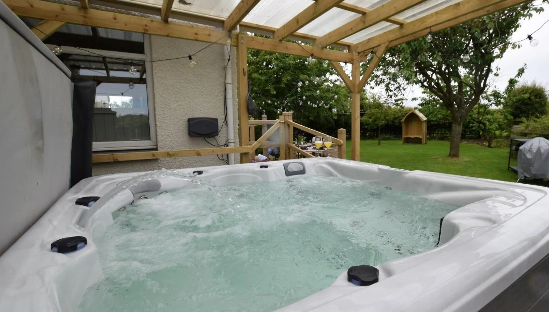 Holiday home 6 Bed In South Queensferry 94359 Broxburn United Kingdom