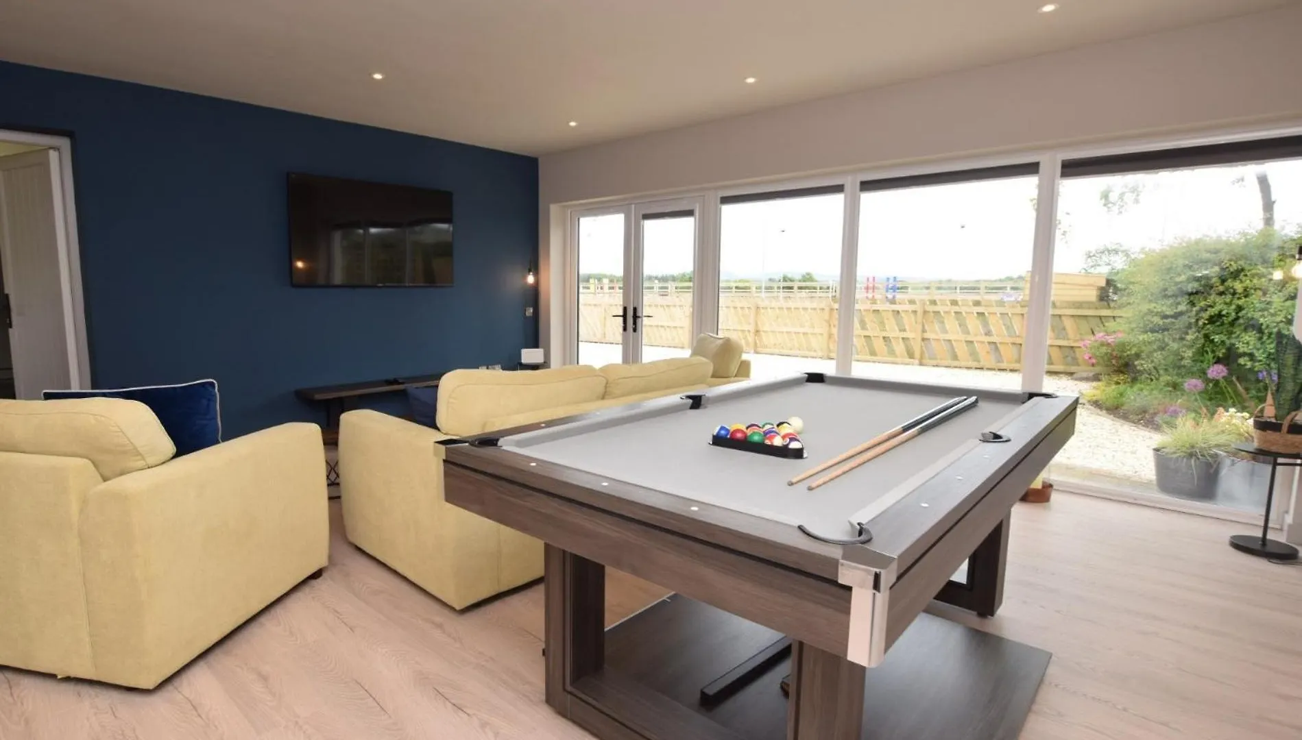Holiday home 6 Bed In South Queensferry 94359 Broxburn